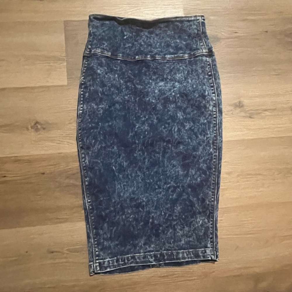 Source Unknown Blue Acid Wash Midi Skirt